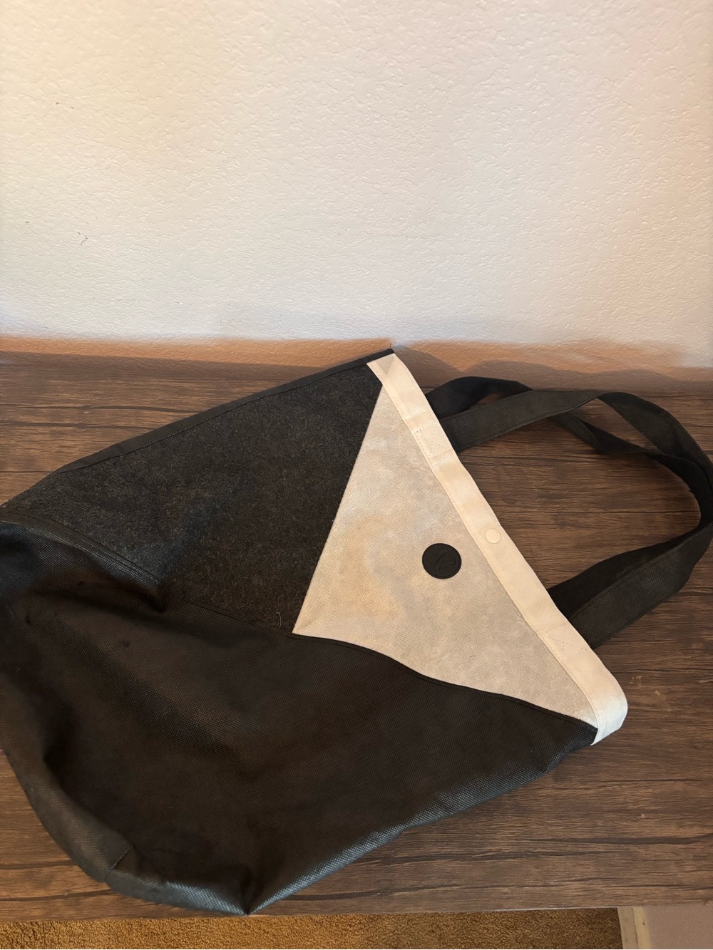Lululemon bag